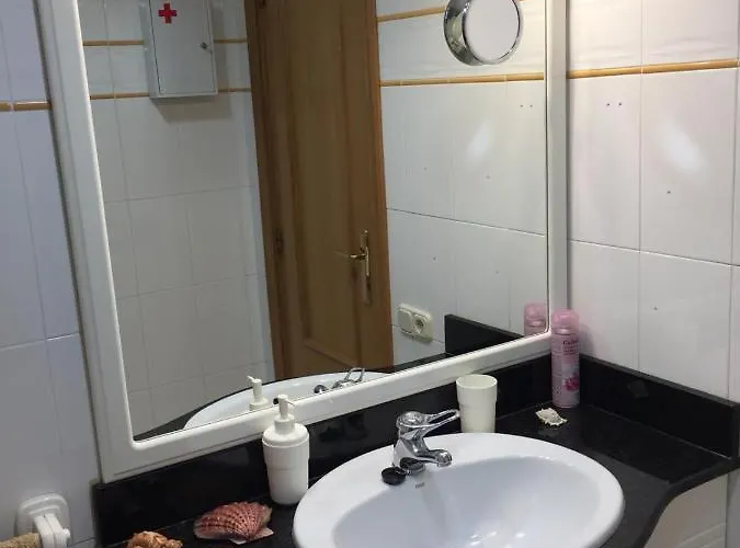 Felipeiv,centrico,terraza,wifi,parking 20 Euros Night